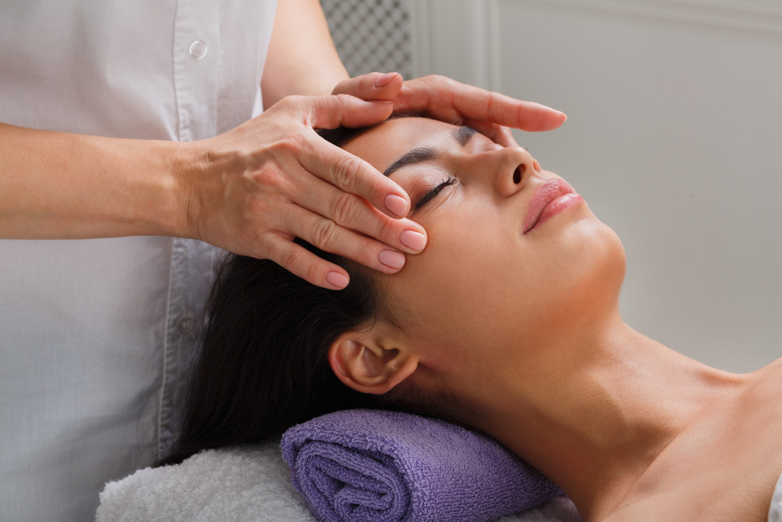 Ayurvedic Head Massage, Head, Neck & Face Massage